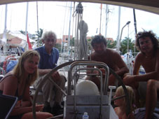 Yvonne, Opa, Michel en Ruud